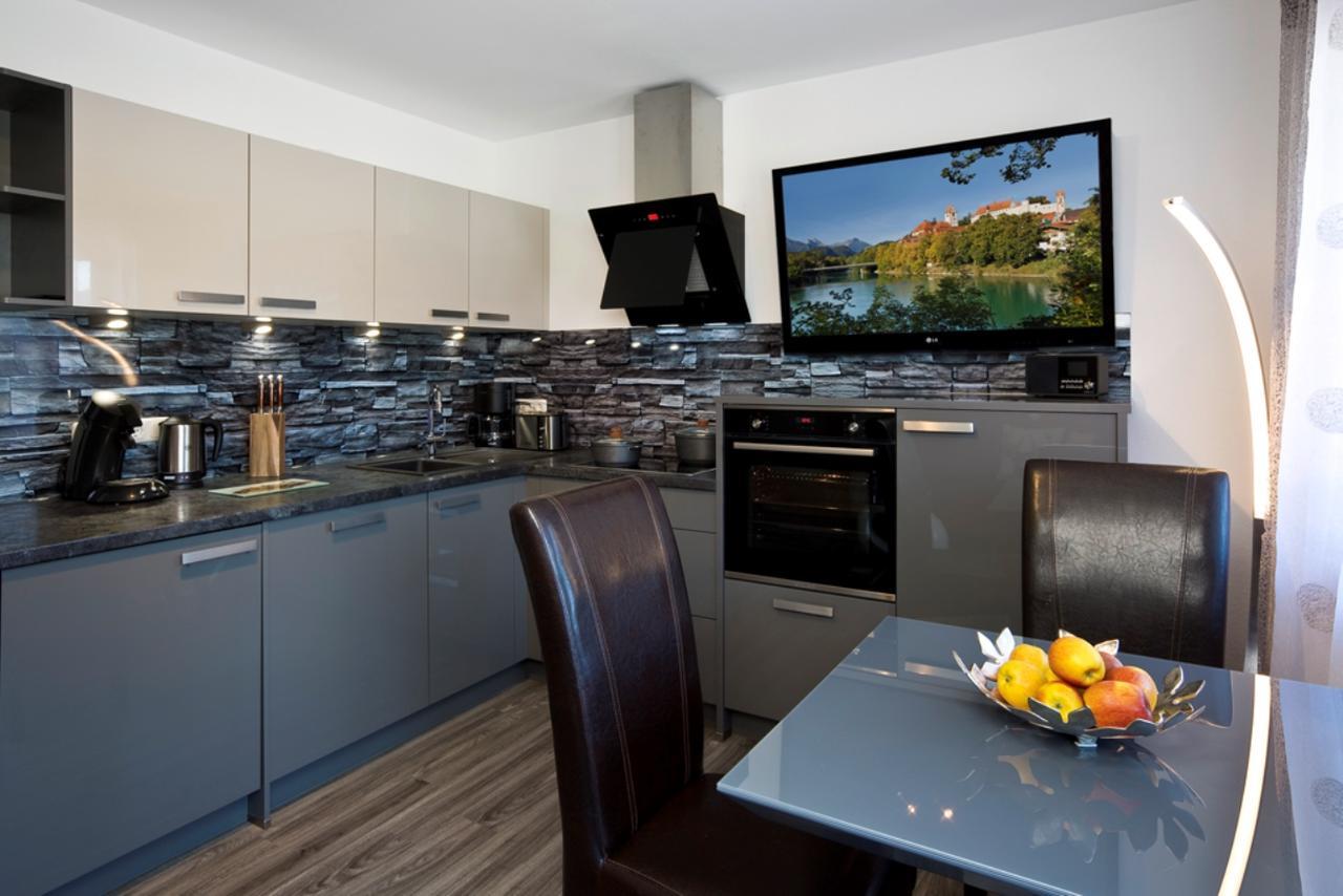 Haus Schlossblick Apartment Fussen Bagian luar foto