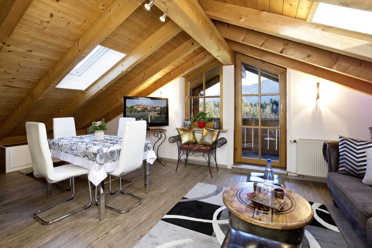 Haus Schlossblick Apartment Fussen Bagian luar foto